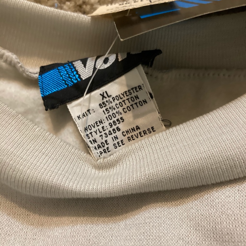 Voit Crewneck - Picture 4 of 4